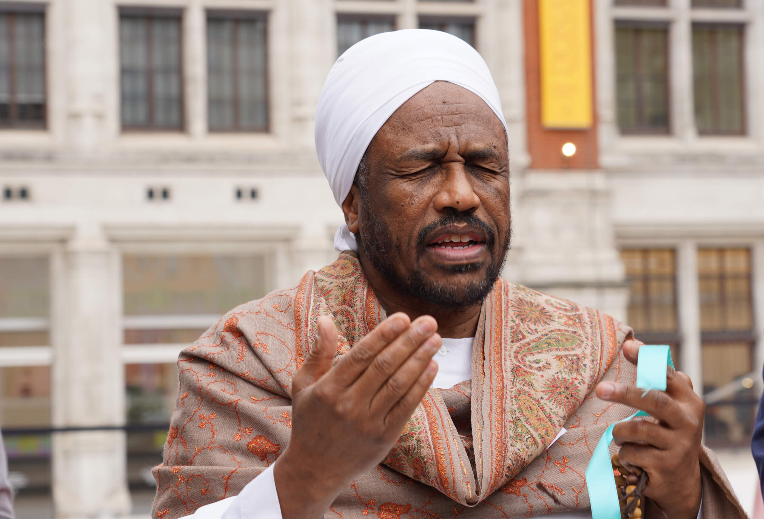 Dua_WS A man praying dua.